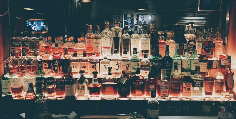 polite pub bar bao khanh hanoi best bars in hanoi (1)