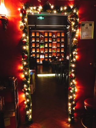 polite pub bar bao khanh hanoi best bars in hanoi (1)