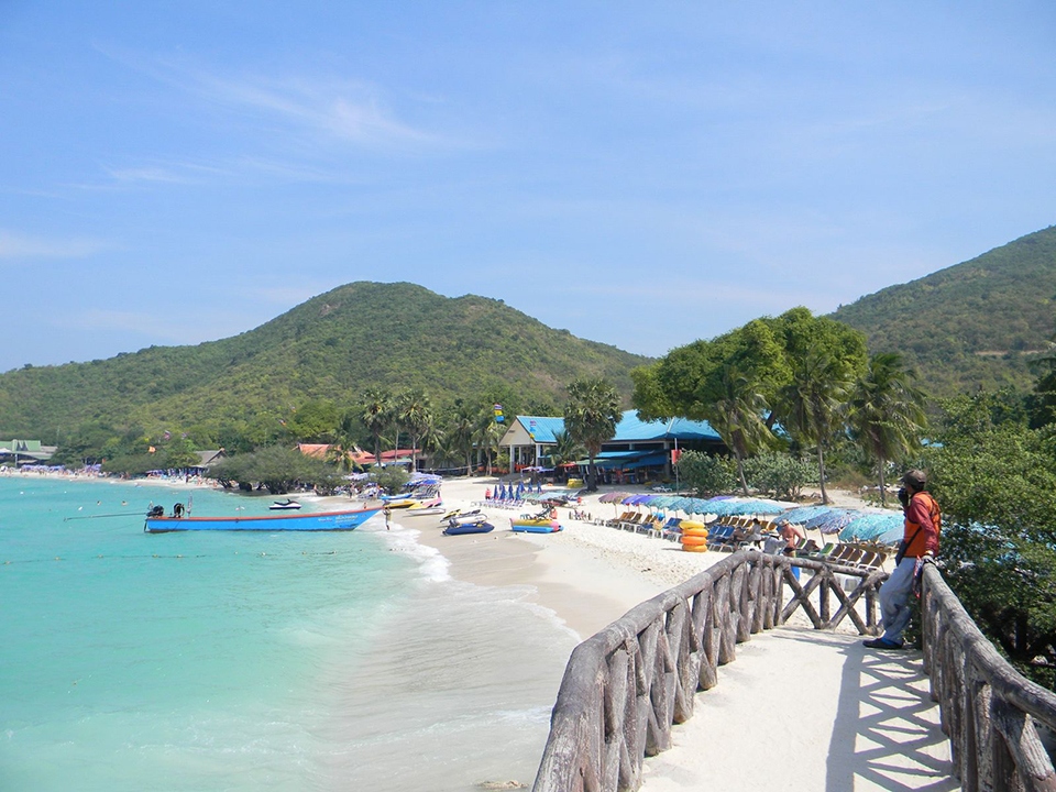 coral island-koh larn-thailand (16)