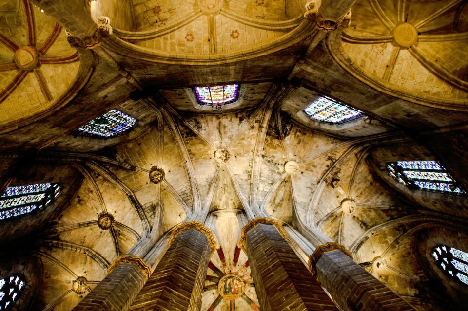 inside Sagrada_Familia_ barcelona trip blog barcelona travel blog