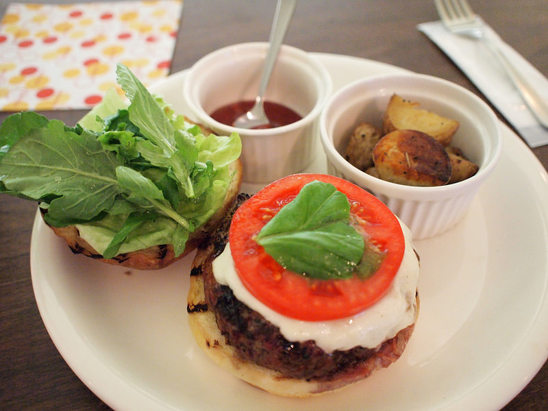 Umami burger tokyo