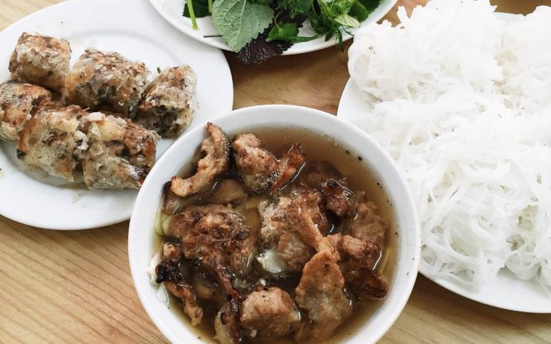 dac kim-kebab rice noodle-bun cha-best kebab rice noodle in ha noi4