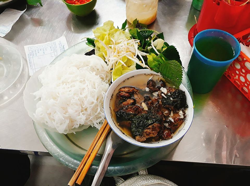 hang than-kebab rice noodle-bun cha-best kebab rice noodle in ha noi4