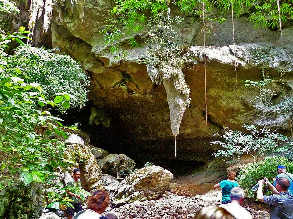 Bat Cave, Diamond Caves, and Nam Ta-lu.