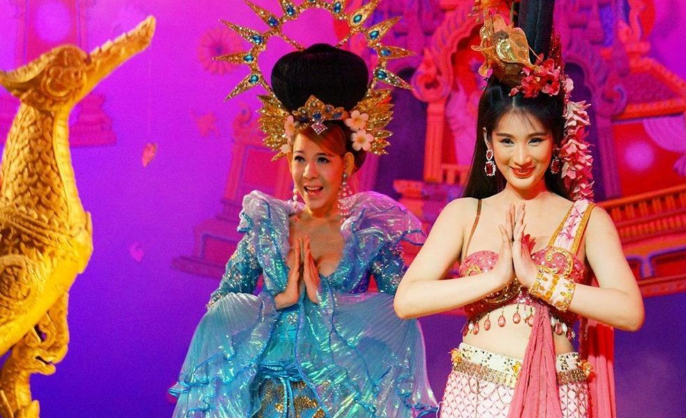 Golden Dome Cabaret Show Bangkok best night shows (1)