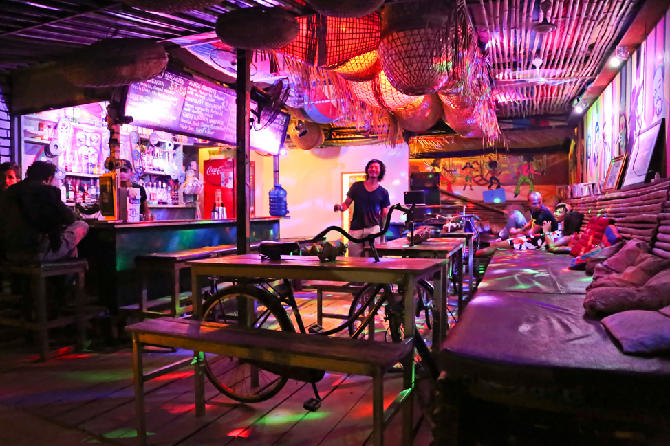 soul-train-reggae-bar