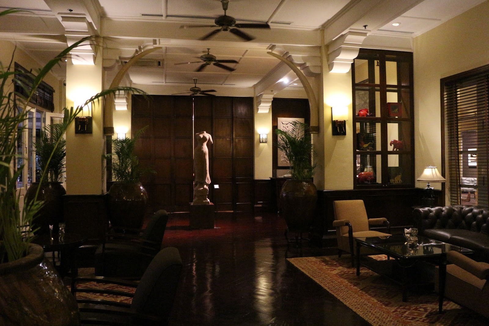 Elephant bar