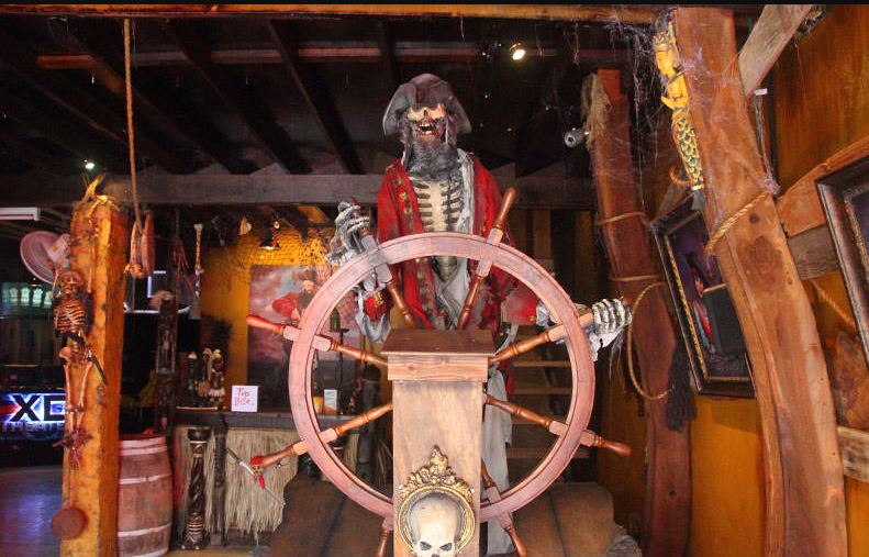 In Pirate Island Adventures