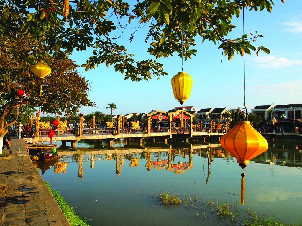 Image of top things to do in hoi an at night blog. hoi an ancient town-best experiences in hoi an (21)