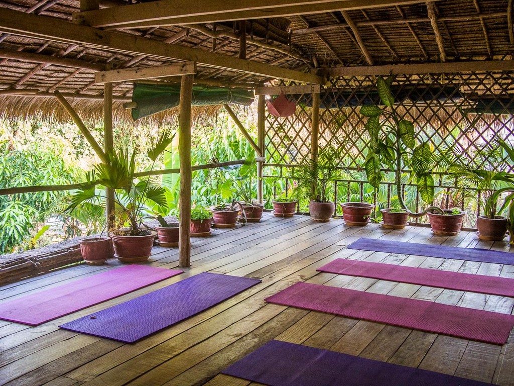 Yoga-classes-in-Kampot
