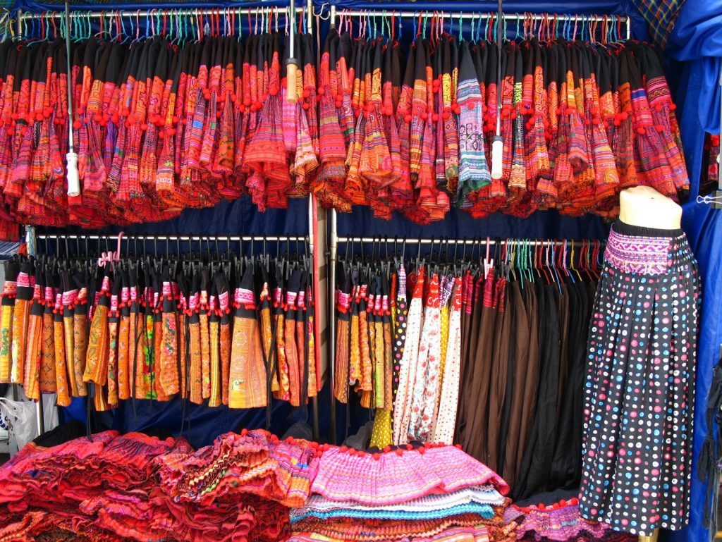 Night Bazaar night market chiangmai thailand3