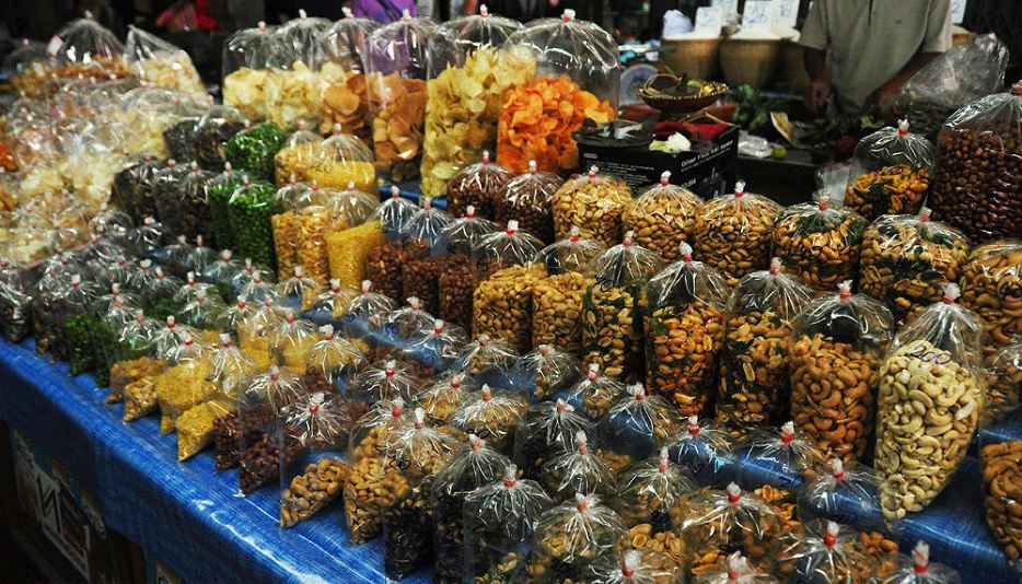 Sompet market chiangmai thailand1