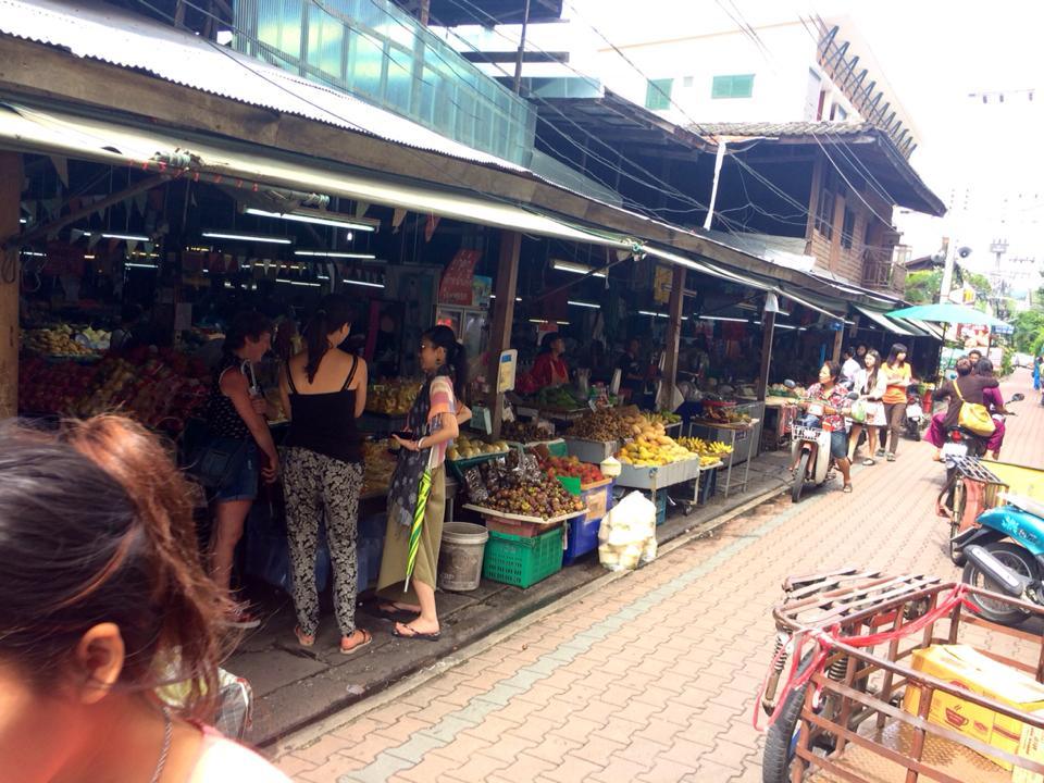 Sompet market chiangmai thailand4