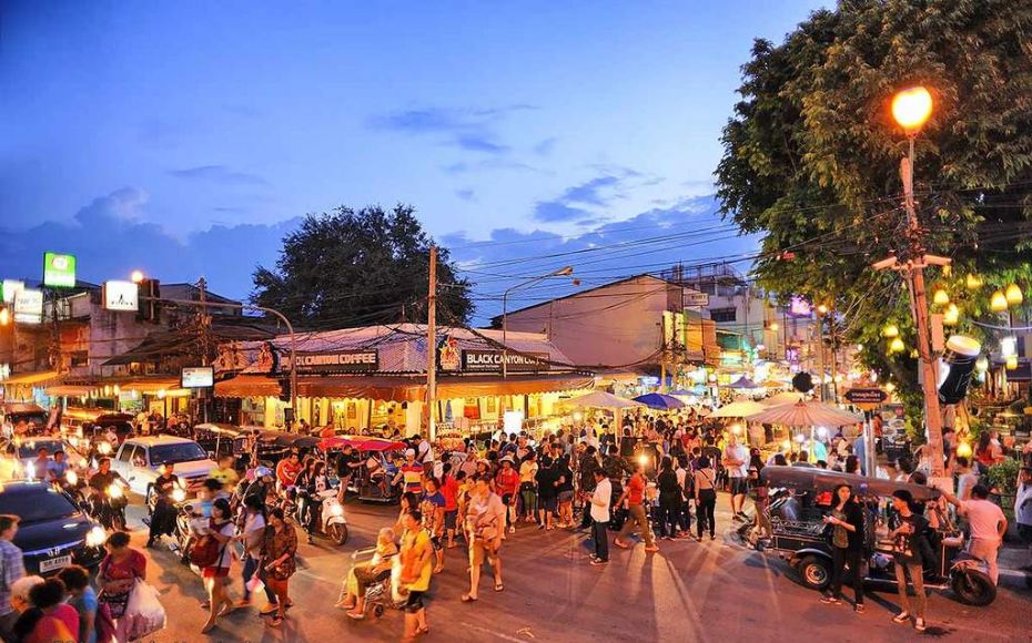 the fair sunday-chiang mai9