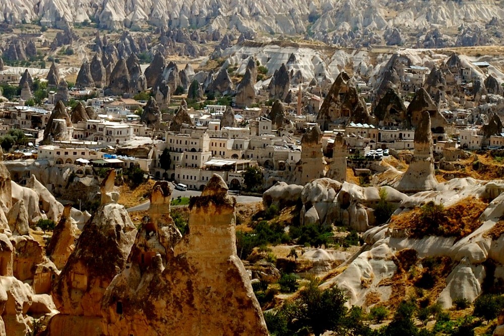 Göreme Cappadocia valley turkey2 Credit: Cappadocia Turkey blog.