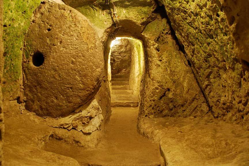 derinkuyu Cappadocia valley turkey3 Photo by: best places to visit in Cappadocia blog.