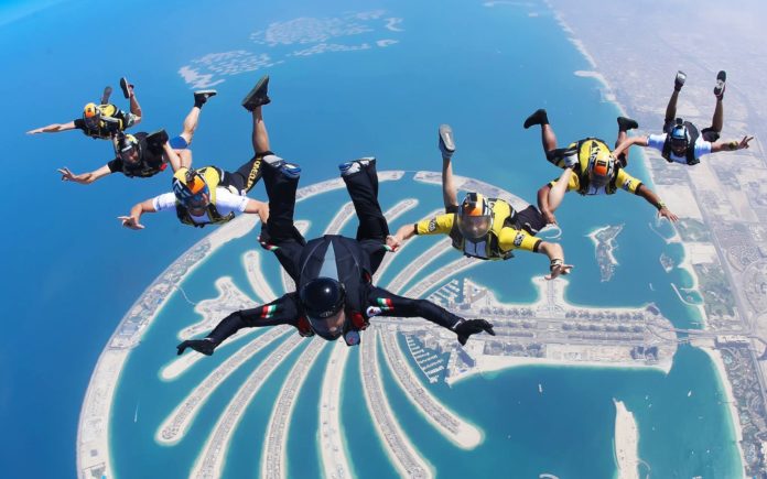 skydiving in dubai