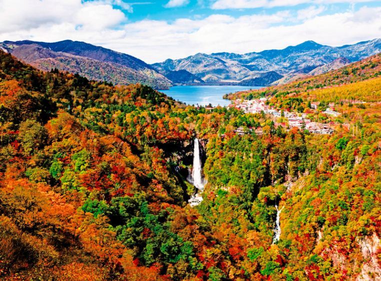 nikko places to see autumn leaves in japan (1)