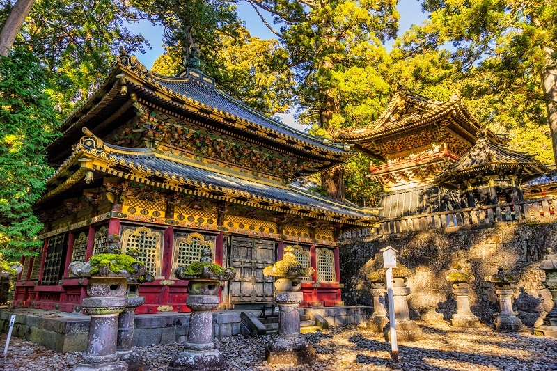 nikko places to see autumn leaves in japan (1) Toshogu Shrine