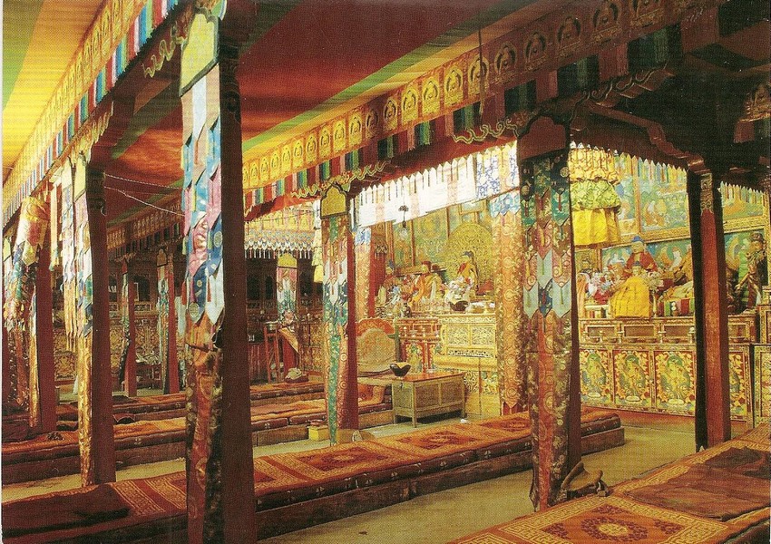 Foto: Potala Palace Lhasa Tibet facts blog.