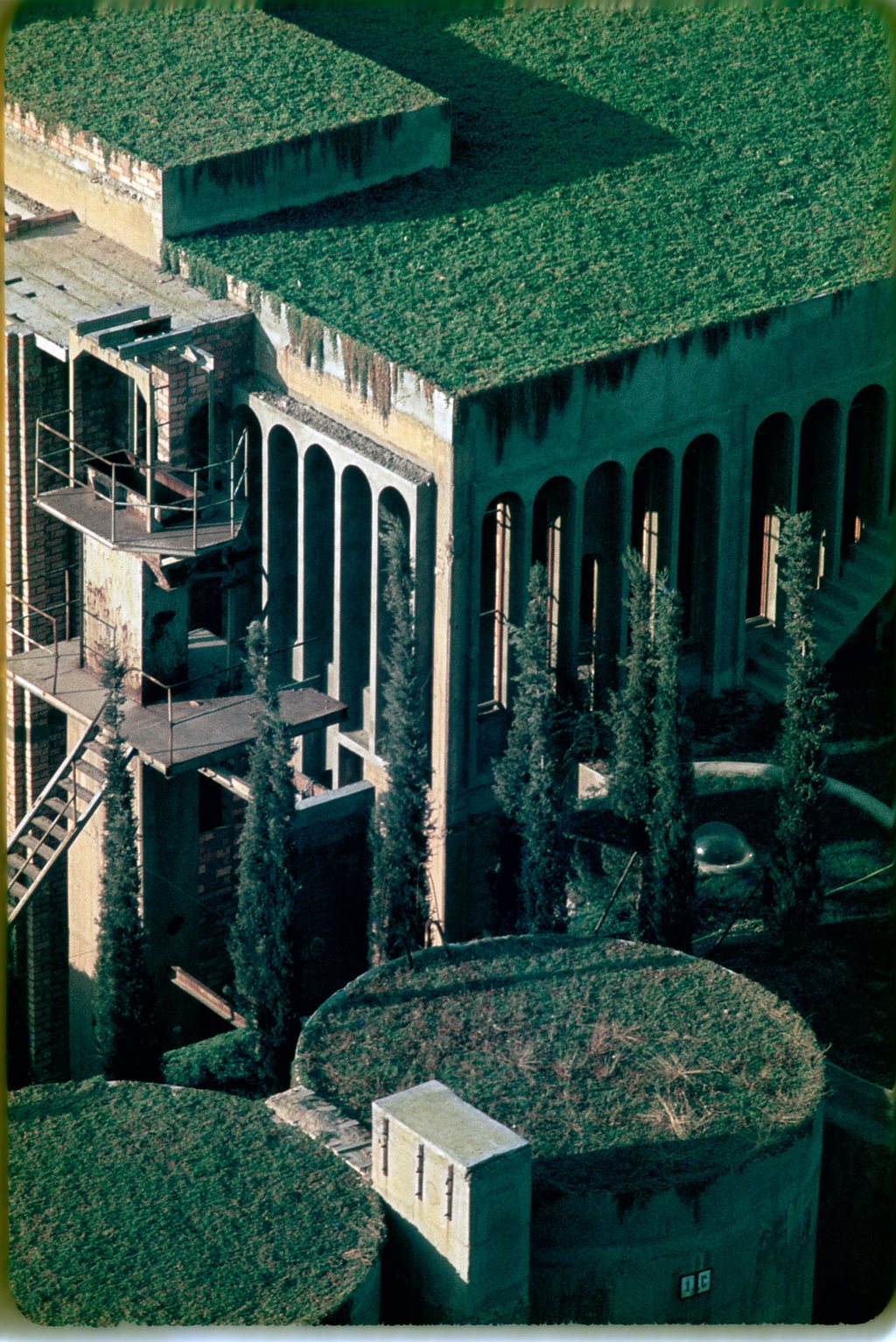 cement-factory-renovation-la-fabrica-ricardo-bofill (13)