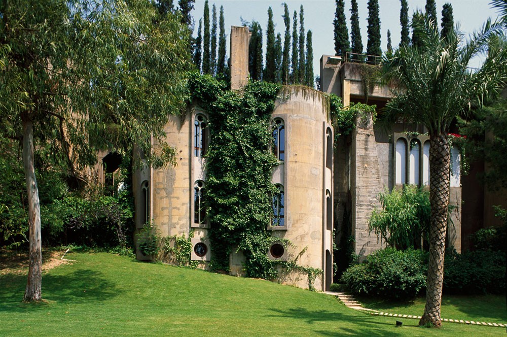 La Fabrica Ricardo Bofill residence la fabrica barcelona (10)