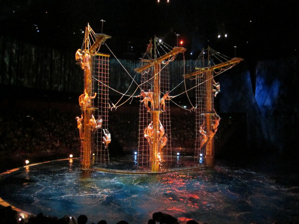 The House of Dancing Water2