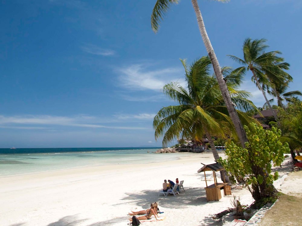 haadyao beach_best beutiful beaches in koh phangan2 Image by: Koh Phangan beach blog.