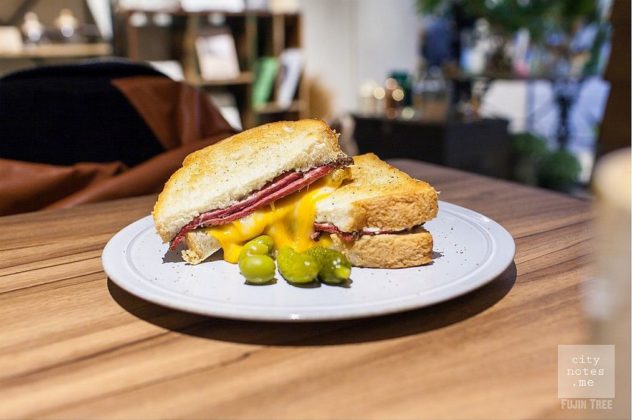 1best cafes in taipei Fujin Tree 353 Cafe by Simple Kaffa (19)