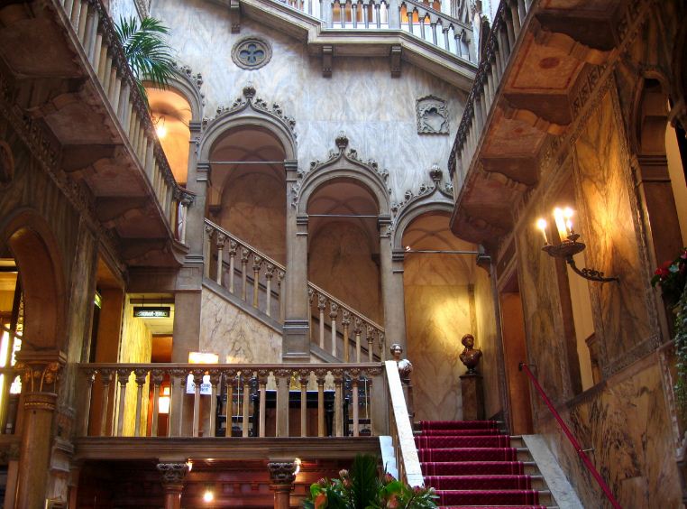 venice hotel