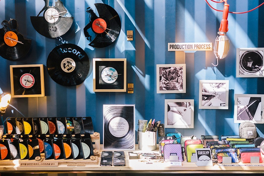souvenirs, stationery, K-pop products common ground-best concept mall in seoul-korea1 common ground seoul blog common ground food things to do in common ground