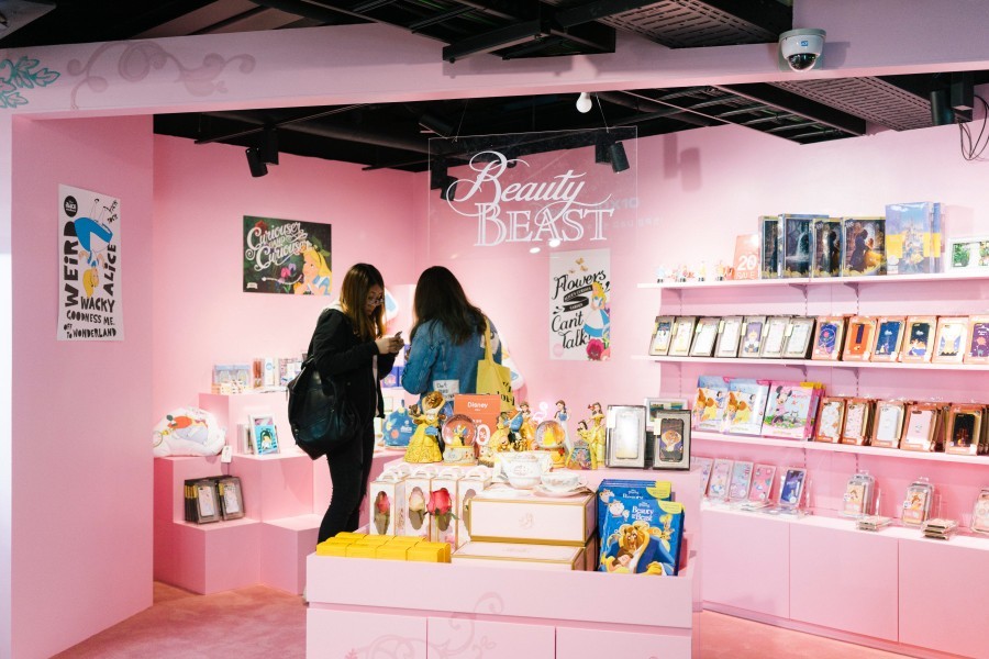 souvenirs, stationery, K-pop products common ground-best concept mall in seoul-korea3