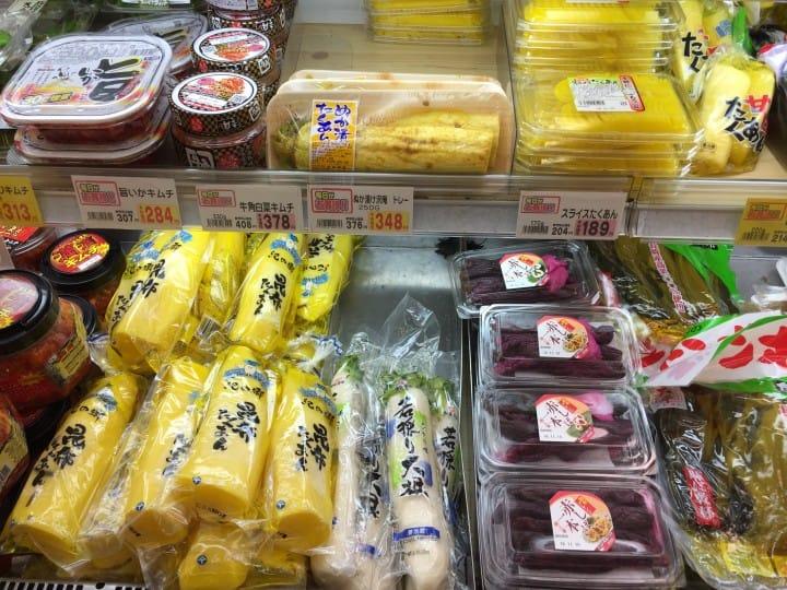 Nishiki-Market-Street-kyoto-things to do in nishiki market kyoto (1)