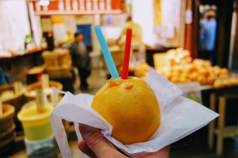 Nishiki-Market-Street-kyoto-things to do in nishiki market kyoto (26)