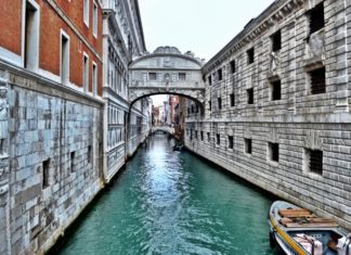 The Bridge of Sighs15
