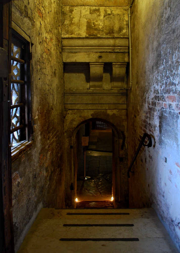 Interior passage, Bridge of Sighs, Venice, Italy