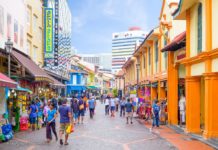 Explore Little India Singapore — Best places to visit & top things to do Little India Singapore. One of the best places to visit in Singapore.