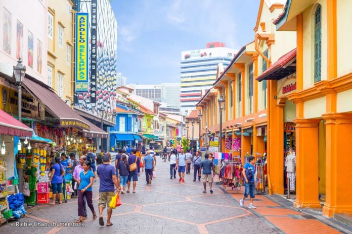 best-shopping-little-india.jpg Little India Singapore. One of the best places to visit in Singapore.
