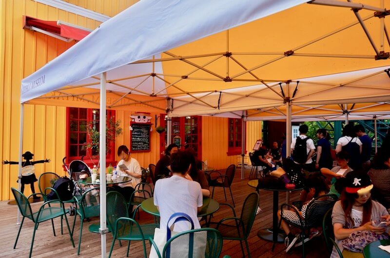 The Straw Hat Cafe1