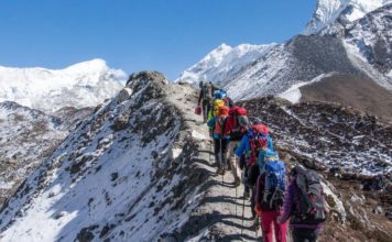 Himalayan treks for beginners — 8 essential tips you should keep in mind when trekking in the Himalayas himalayan-trekking 3