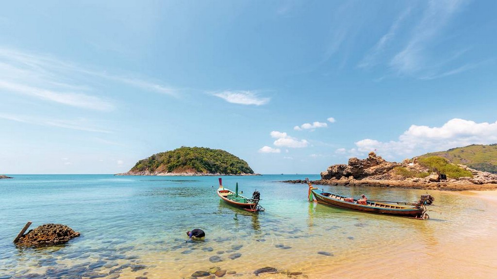 Nai Yang Beach