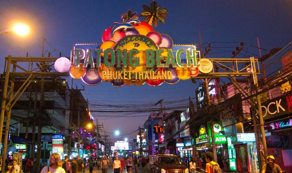 Patong beach7