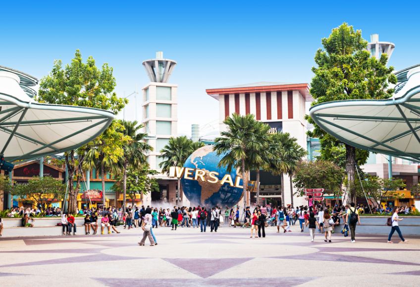 Universal Studio Singapore Image by: Universal Studios Singapore tips blog.