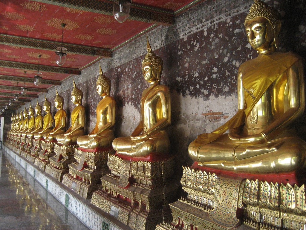 Bangkok, Wat Suthat best temples in bangkok famous temple in bangkok