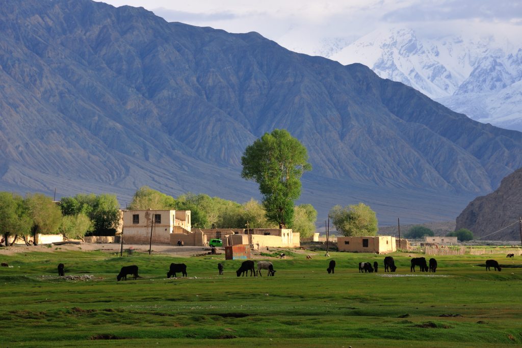 Tashkurgan_Xinjiang travel blog china (1)