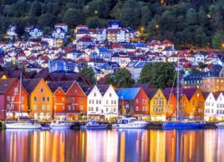 bryggen-girish-chouhan-visitbergen_com