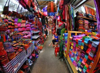 Bangkok-Chatuchak-Weekend-Market