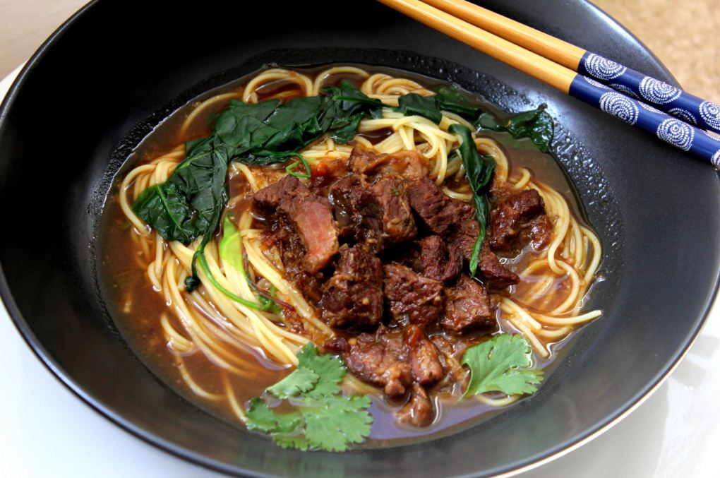 taiwan beef noodle soup