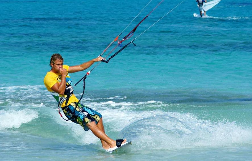 Surfing in Koh Samui