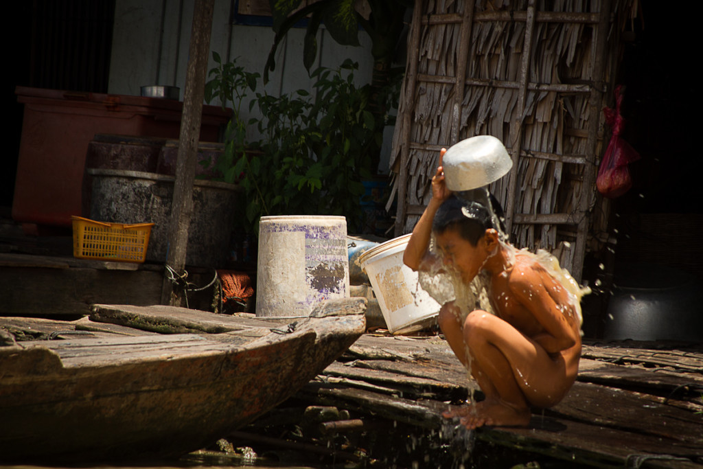 Mechrey floating village-siem reap-combodia2